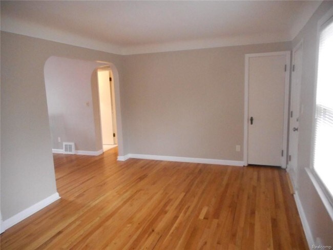 Foto del edificio - 22811 Nancy Ave