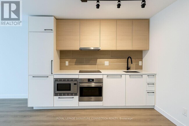 Photo du bâtiment - 1050 Eastern Ave