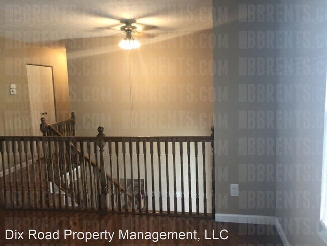 Building Photo - 6083 Morningside Dr