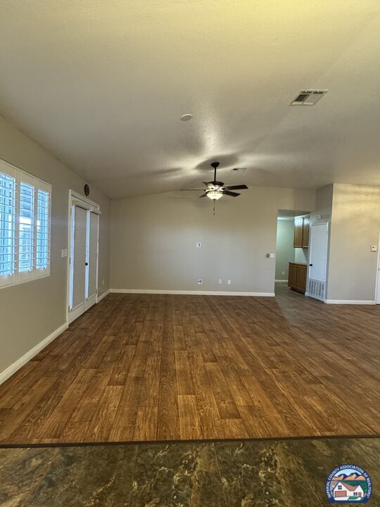 Foto del edificio - 1820 Canon Dr