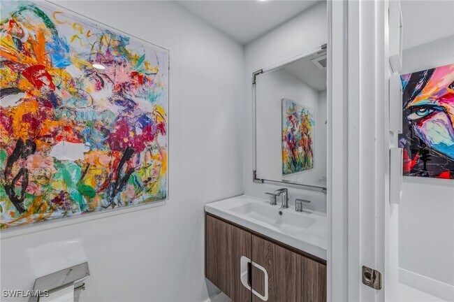 Building Photo - 1065 Borghese Ln