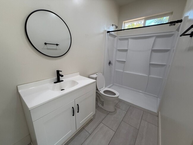 Building Photo - $150 Amazon Gift Card Move in Special - Sm...