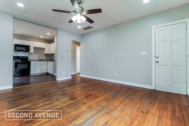 Foto del edificio - 3700 38th Ave N