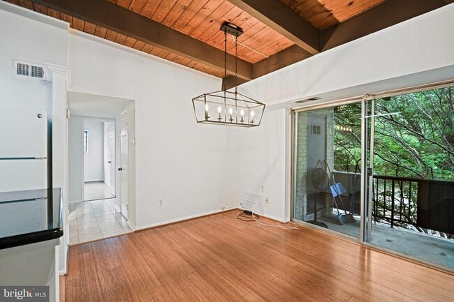 Building Photo - 7857 Enola St