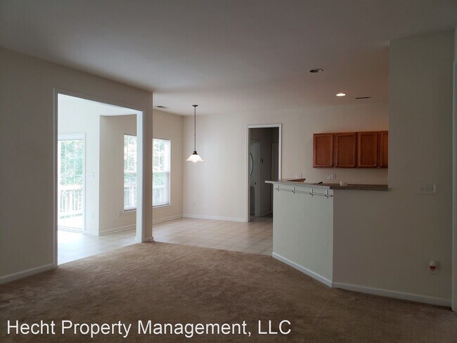 Building Photo - 4 br, 2.5 bath House - 10155 Spring Park Dr