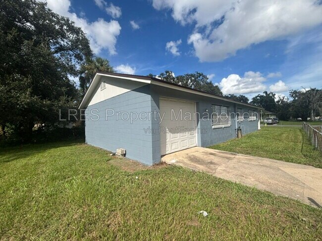 Foto del edificio - 1020 S Bay Ave