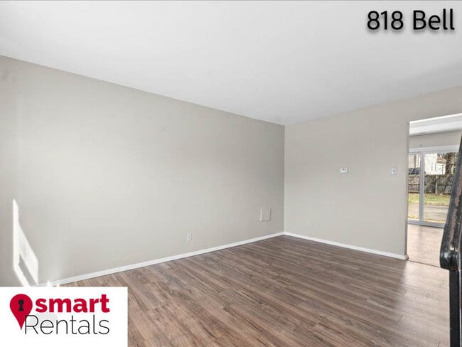 Building Photo - 818 Bell Avenue - 1