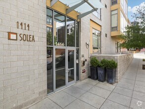 Building Photo - 1414 Belmont St NW