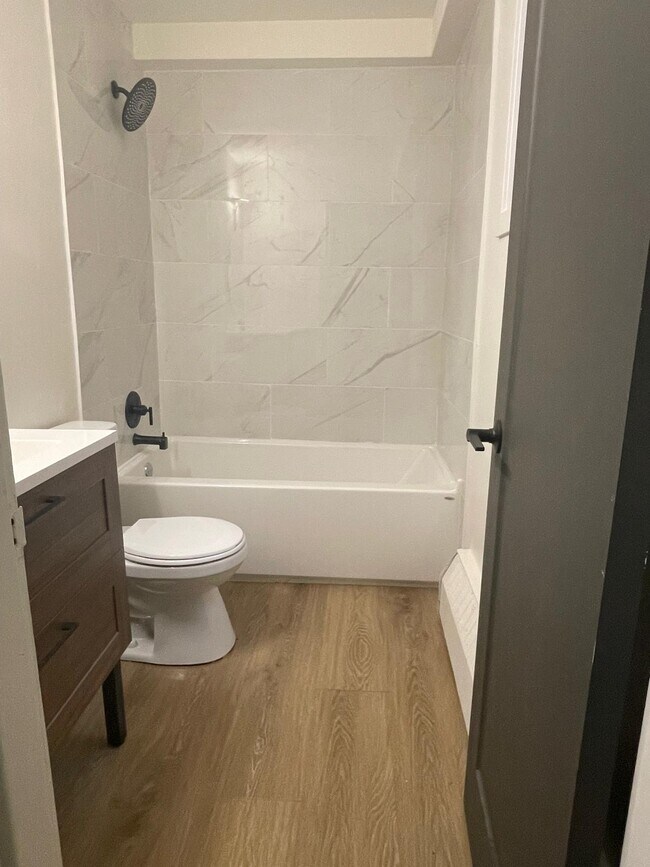 Building Photo - 62 Triller Ave