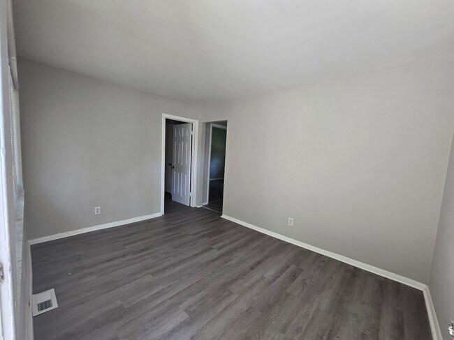 Foto del edificio - Tucked Away 2 bedroom