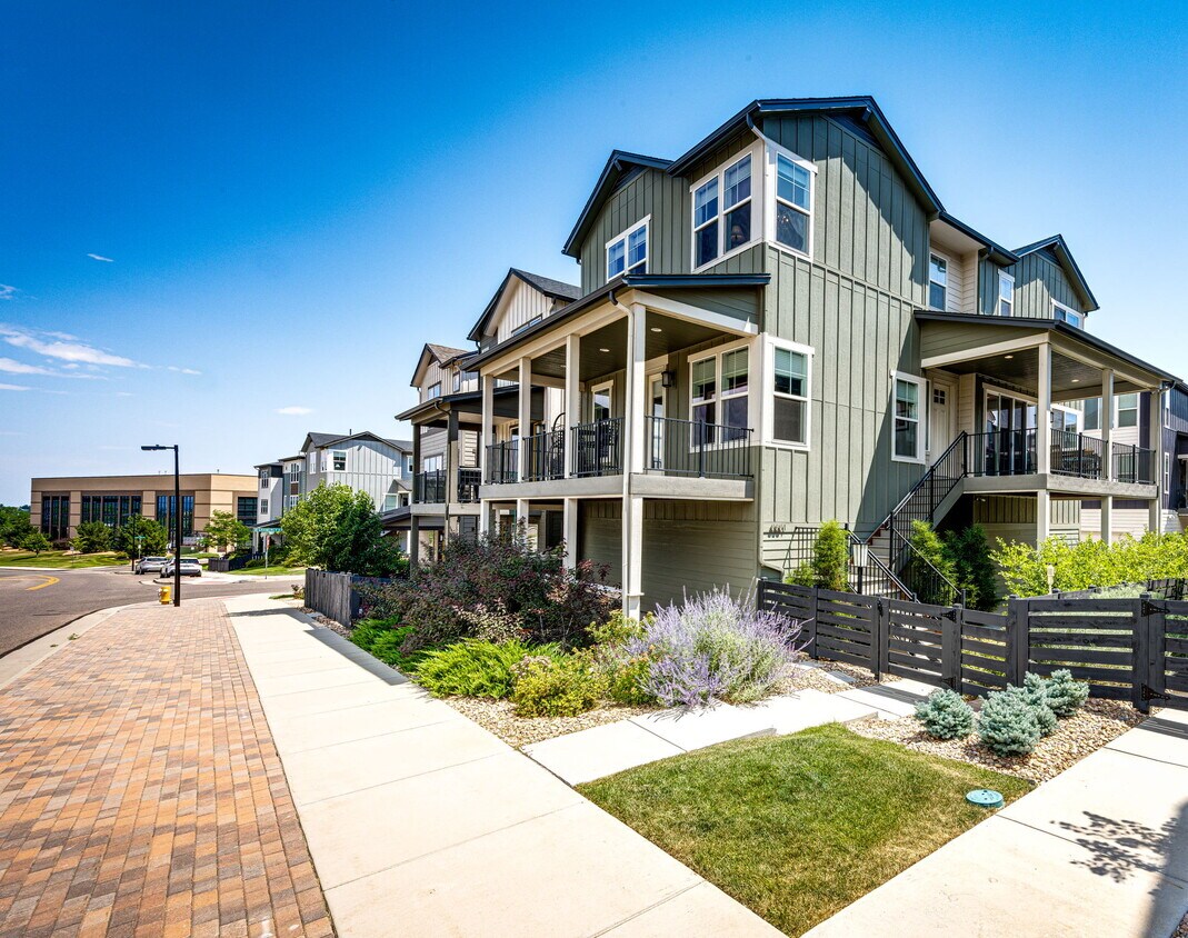 Photo - 8881 Southurst St (Littleton, CO)