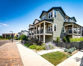 Building Photo - 8881 Southurst St