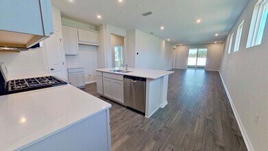 Building Photo - 349 Appalachian Trl