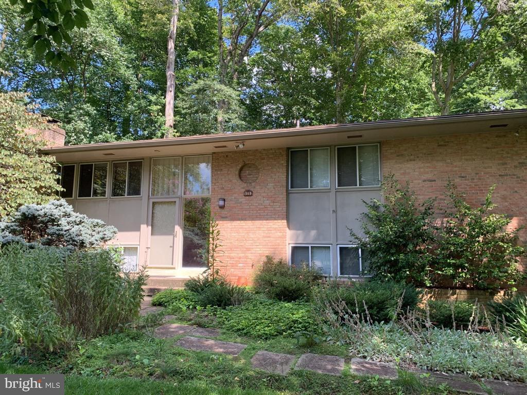 1515 Crestwood Ln, McLean, VA 22101 House Rental in McLean, VA