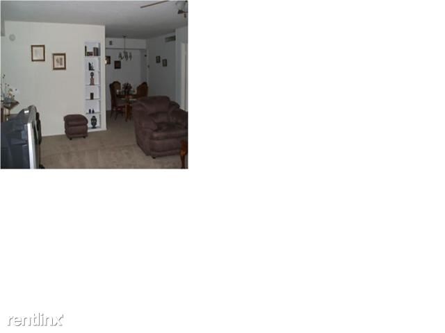 Building Photo - 11601 Katy Fwy