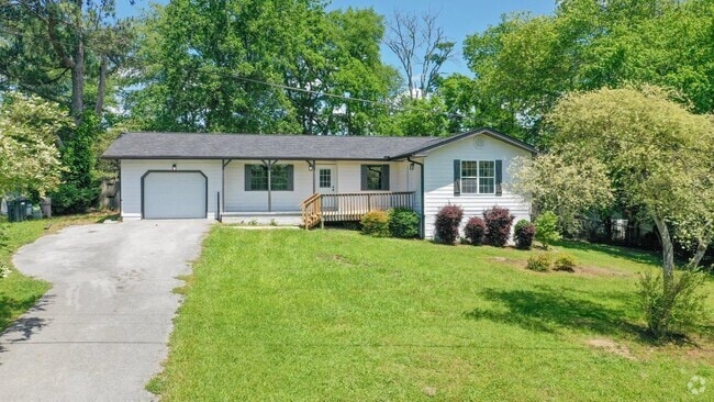 Building Photo - 129 Hiawatha Cir