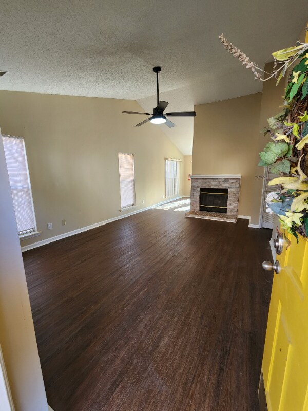 Foto del edificio - 5310 Grenelefe Village Rd