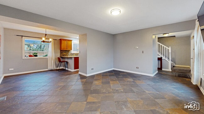 Building Photo - 239 Capitol Dr