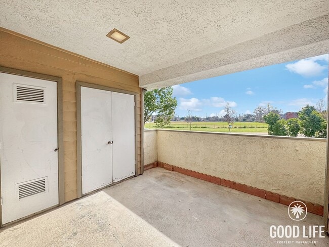 Building Photo - First-Floor Mira Mesa Condo with Patio & Ensuite Bedrooms