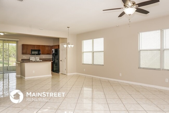 Building Photo - 4313 Collinwood Dr