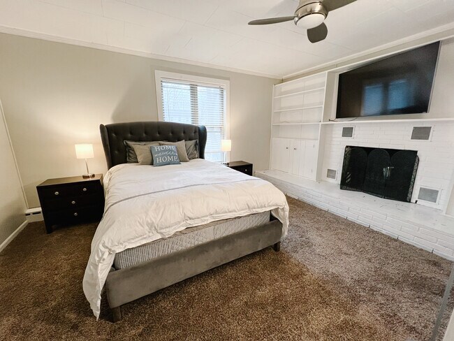 Building Photo - 316 Castle Rd