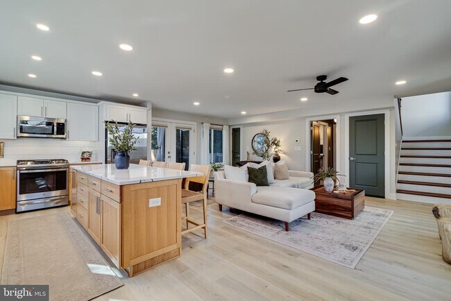 Foto del edificio - 84 S Chesapeake Ave