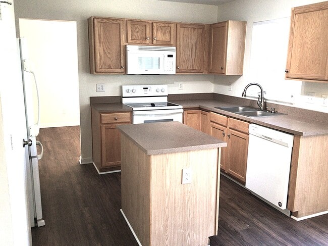 Building Photo - 1001 Finley Ct