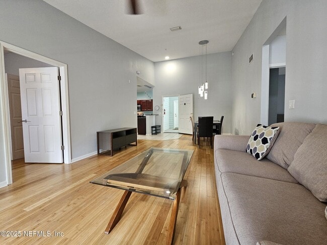 Building Photo - 8235 Lobster Bay Ct