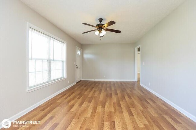 Building Photo - 380 MEADOWVIEW DR, CHRISTIANA, TN 37037