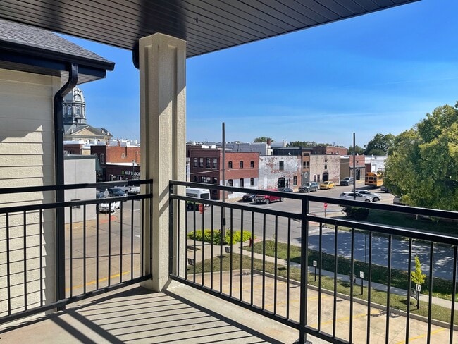 Foto del edificio - 209 W Jefferson St