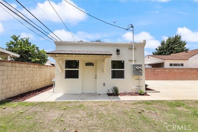 Building Photo - 11210 Oak St