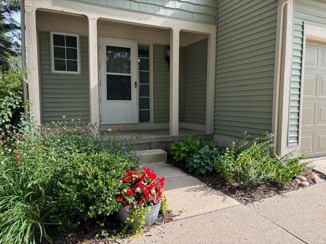 Building Photo - 595 Liberty Pointe Dr