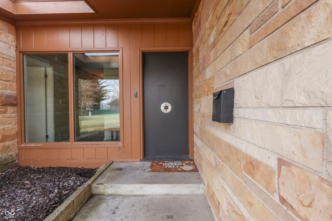 Building Photo - 111 McClellan Rd