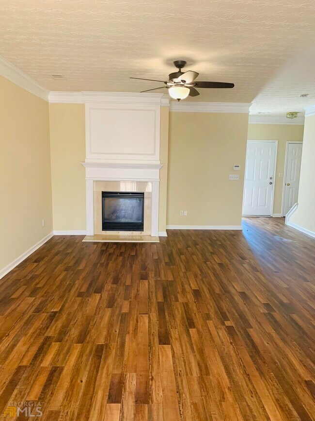 Building Photo - 1589 River Main Ct