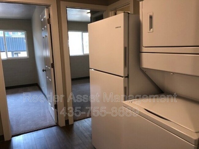 Foto del edificio - 3319 S 1300 E