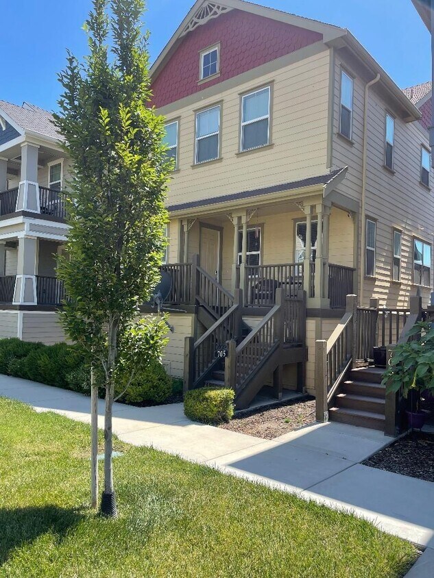 705 Joseph Pl, Isleton, CA 95641 House Rental in Isleton, CA