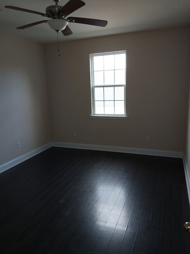 Foto del edificio - 3204 Second Street