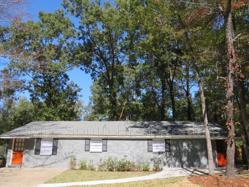 Primary Photo - 107 Greenwood Ave