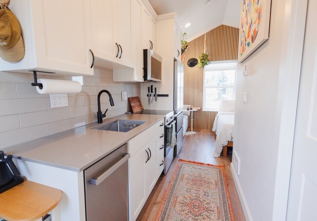 Foto del edificio - 2725 Peabody St
