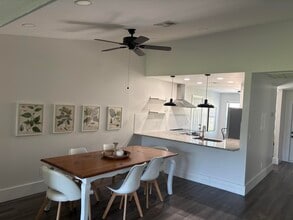 Building Photo - 2756 Carnation Ct