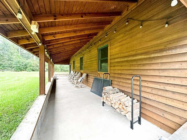 Foto del edificio - 2600 Dover Rd