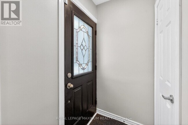 Building Photo - 362 Rosedale Dr