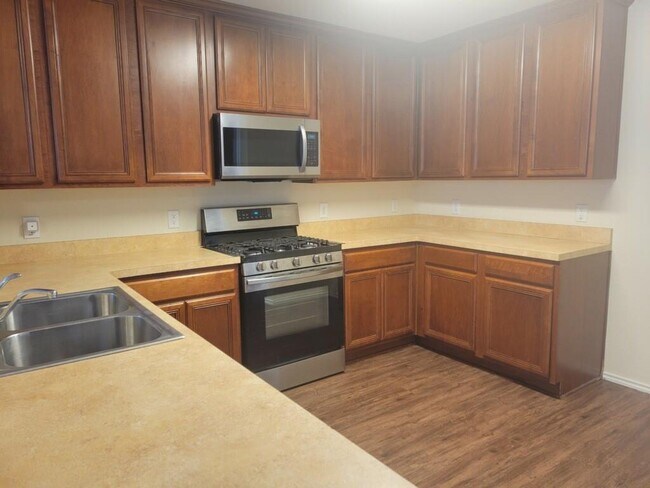 Building Photo - 12330 Shepherds Hill Ln