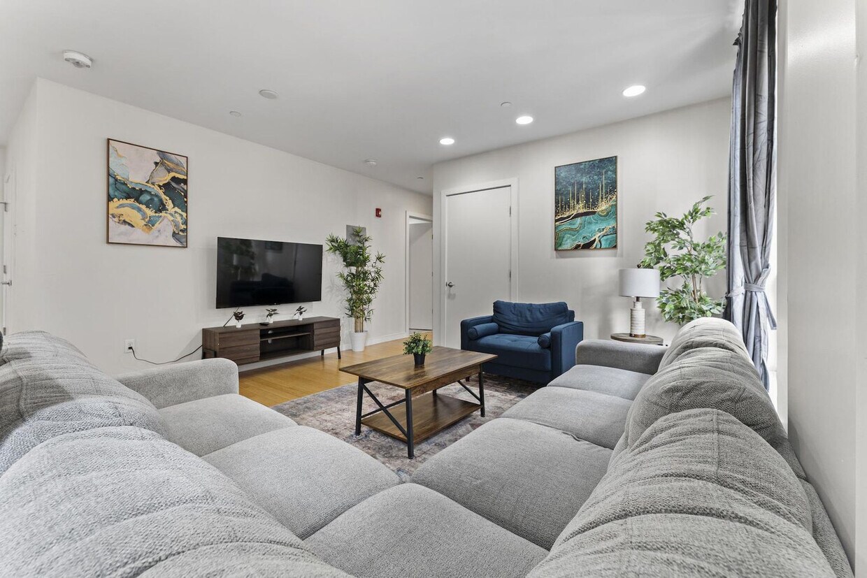 Foto principal - 601 Albany St