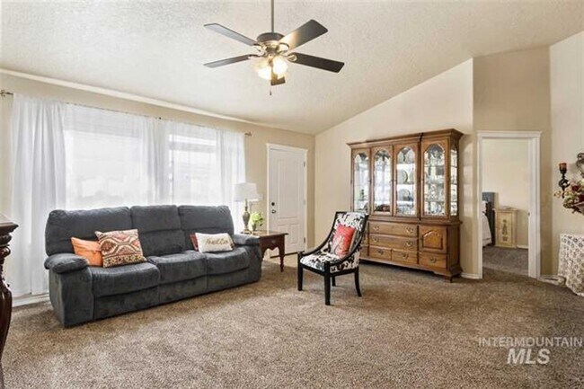 Foto del edificio - 3 Bedroom 2 Bath Single Level Blackhawk Subdivision