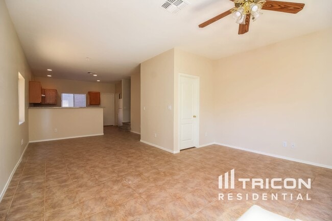 Foto del edificio - 17610 N 17th Pl