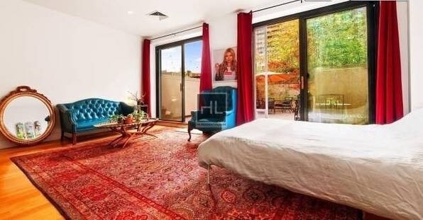 Foto del edificio - MESEROLE STREET