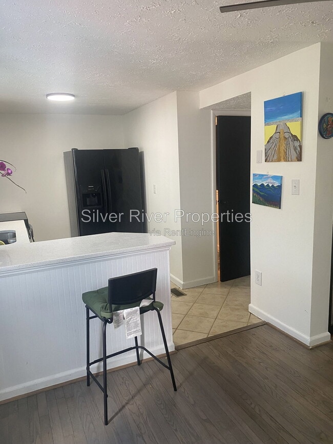 Building Photo - 9223 Redbridge Ct