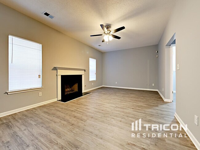 Foto del edificio - 105 Titan Road Stockbridge GA