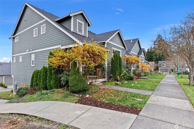 Foto del edificio - End-Unit Townhouse in Harbor Crossing